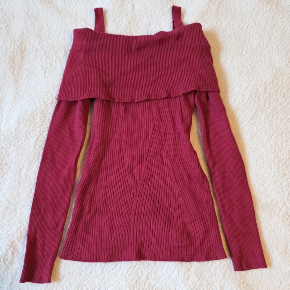 White House Black Market hot pink / red off the shoulder top - Picture 3 of 5